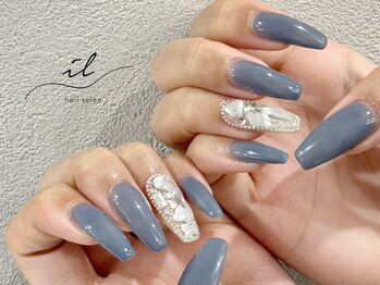 イル 神戸店/ネイビー×埋め尽くしネイル