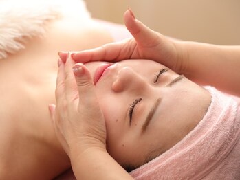 ミルティー(Myrtille)/フェイシャルマッサージ