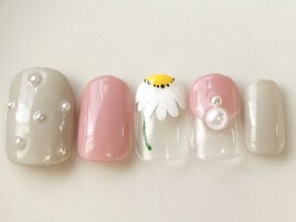 春待ち上品ネイル