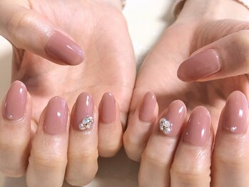 フルール(Nail salon fleur)の写真/大人女性にオススメ◎エレガントで上品なデザインなら≪fleur≫にお任せ♪理想のネイルがきっと見つかる！