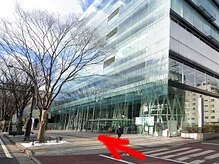 定禅寺セディナ整体/メディアテークの前を通って