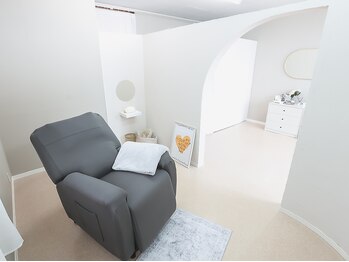 メメ(meme)の写真/まつ毛＆眉毛が薄い/無い箇所がある/毛質が細い…目元にお悩みの方にオススメ！豊富な経験と技術でご提案◎