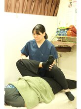 モア整骨院/施術）ストレッチ