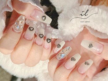 イル 神戸店/白×パーツネイル