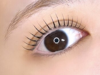 ピンク シー バイ アンジェリカ(PINQ she by ANGELICA)の写真/《抜け感のあるボリュームEYEが叶う◇》カラーエクステあり◎嬉しい下まつげメニュー・初回特典あり!!