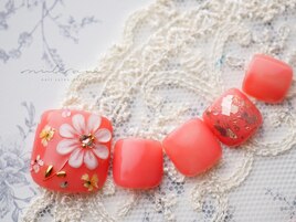 ぷっくりフラワーフット