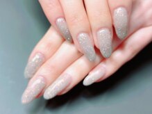 ネイルサロンアンドスクール アイビー(IVY)/ホワイトラメ♪