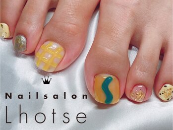 ローツェ(Lhotse)/ぷっくりネイル☆