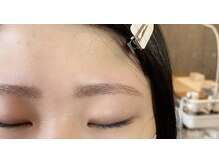 ダフネ(DAFNE)/毛量調整＆眉毛カラー