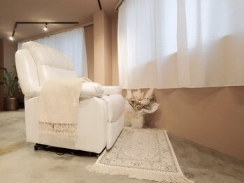 アミアイレ 本町(amiaire)/まつげパーマ/パリジェンヌ/眉毛