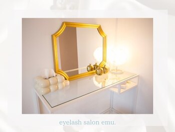 エミュー(emu)/内観5【武豊/マツエク/まつぱ】