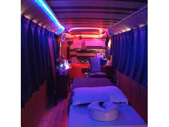 リラクゼーション サワディ タクマ