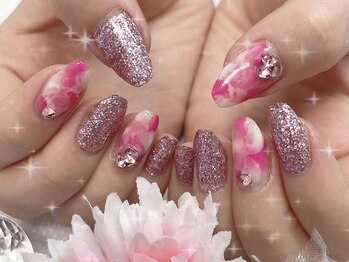 ホワイトカラー(White Color)の写真/完全個室のプライベートサロン☆周りを気にせずデザインの相談がしやすい♪手元から美しい女性へ◎