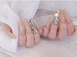 ワンポイント埋め尽くしネイル