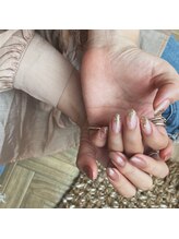 アウリ(AULI)/非対称ネイル