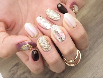 スワロンネイル 名古屋店(SWALLON NAIL)の写真/【ハイセンス＆高技術】圧倒的リピート率を誇る大人女性向けサロン♪爪が傷みにくいフィルイン対応も可能*