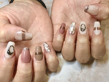 プリズム(PRISM)/スカルプチュアニュアンスネイル