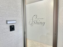 ネイルルーム シャイニー ひたち野うしく店(Shiny)の雰囲気（当店は建物2階、右上の201号室になります。）