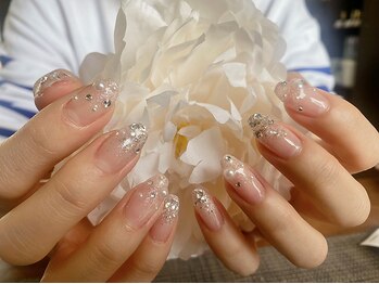 ネイルアンドビューティー アトリエスタイル(Nails&Beauty Atelier STYLE)の写真/【長さ出し＆トレンドアートOK♪】爪が短い方◎折れてしまった方にも◎自然な長さ出しで理想のデザインへ！