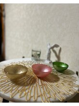 ルポ(Repos)/3つのカラーから