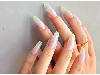 トリニティー(TRINITY)の写真/すらっとした綺麗な指先に…♪自爪にコンプレックスがある方、爪が短い方にオススメ◎