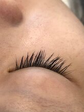 フリルアイビューティ 豊中店(Frill Eye Beauty)/