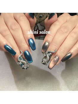 シンイサロン(shini salon)/アシメントリー&ヤモリ♪個性的