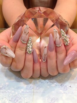 エスフィーネイルサロン ブリーユ(Esfy nailsalon Brille)/大人系大理石ネイル