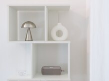 ウィット(Wit.)/白基調のシンプルな空間です