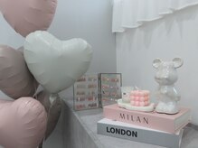 シンプルで落ち着きのある空間です☆