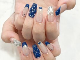 オトナカワイイフレンチデザイン