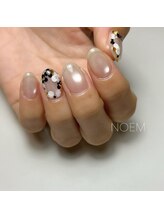 ノエム ネイルサロン(NOEM)/モノトーンホロフラワー☆★