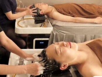 金指足湯館の写真/「2人で叶えるご褒美時間」癒しも痩身も思いのままに。家族・友達・カップルで癒しも美も満喫♪