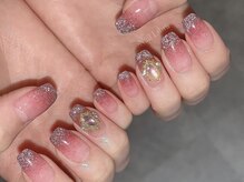 ネイルリブラ(Nail Libra)/ピンクラメグラデーション