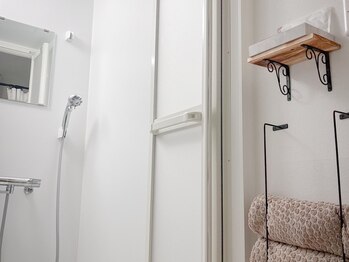 シルク(Silk)の写真/忙しい方に！遅い時間まで営業。お仕事終わりにパッと通えるサロンです。明日への活力を取り戻しましょう。