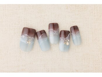 ヴァンネイル(VINGT NAIL nail&eye beauty)/サマーニュアンスネイル