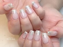 リッシュ ドゥ(RICHE deux)/ホワイト×シルバーラメグラ 