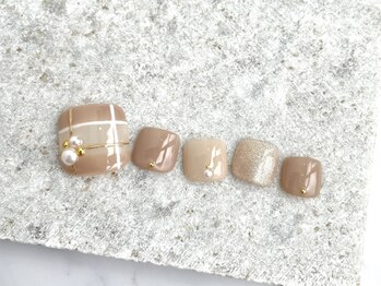 サロン ド モモ(salon de momo)/【foot】華やかデザイン