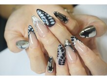 サロン デ ミランダ(Salon de Miranda)/