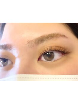 ナチュラル上品な目元にしたい