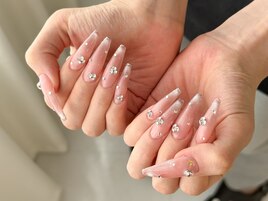 韓国風ちゅるんマグネットネイル