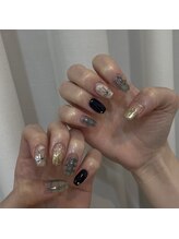 amiu/ネイビーチェックネイル