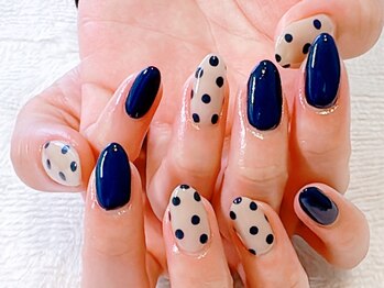 ムーピーネイル(moopy nail)の写真/＊豊富なカラーをご用意＊ヘアサロンの一角にある寛ぎネイル空間♪モチの良さはリピーター様からお墨付き★