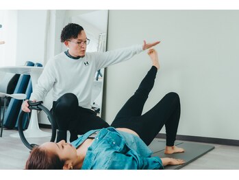 スタジオネコノビの写真/≪阪急伊丹駅徒歩１分≫施術×トレーナー歴14年のオーナーが慢性的な不調に徹底アプローチ
