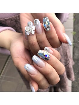 トータルサロン 白べぇーっ プラス/氷ネイル