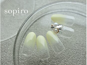 ネイルトータルビューティー ソピーロ(sopiro)/Monthly Design
