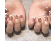 季節やイベントに合わせて、指先を華やかに☆