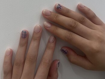 アングゥ ウル(ungu ul)/チェックネイル