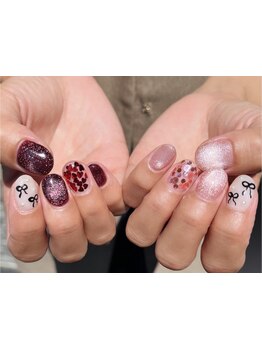 ショートネイルデザインが豊富