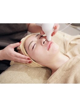 ホウレイ線・たるみ改善！予防ケア